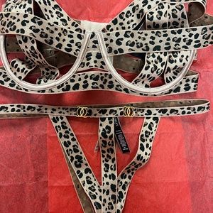 Victoria Secret Unlined Strappy Demi Bra and Panty